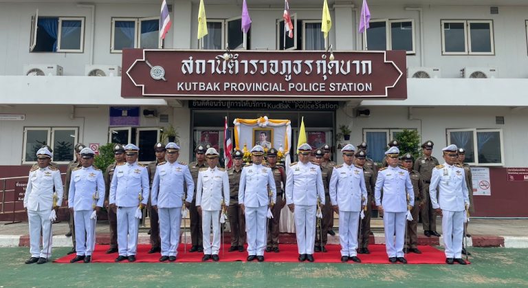 หัวหน้าสถานีออกตรวจเยี่ยมโรงเรียนในพื้นที่