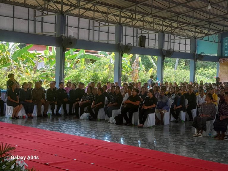 พ.ต.ท.ปิยธนา ปรีนคร สวป.ฯ พร้อมชุดจราจร สายตรวจ ต.นาสีนวล ก้ามปู ร้อยเวร 20 ร่วมพิธีเปิดโครงการคลีนิกเกษตรเคลื่อนที่